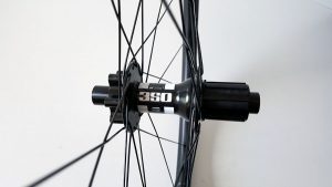 carbon MTB wielen met DT Swiss 350 Boost Spec naven