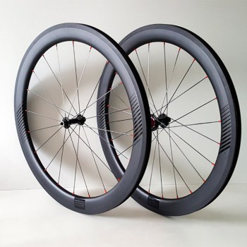 CR2-55 carbon wielen