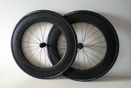 CR1-88 wielset met continental banden