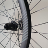 GX5-35 detail logo op de velg